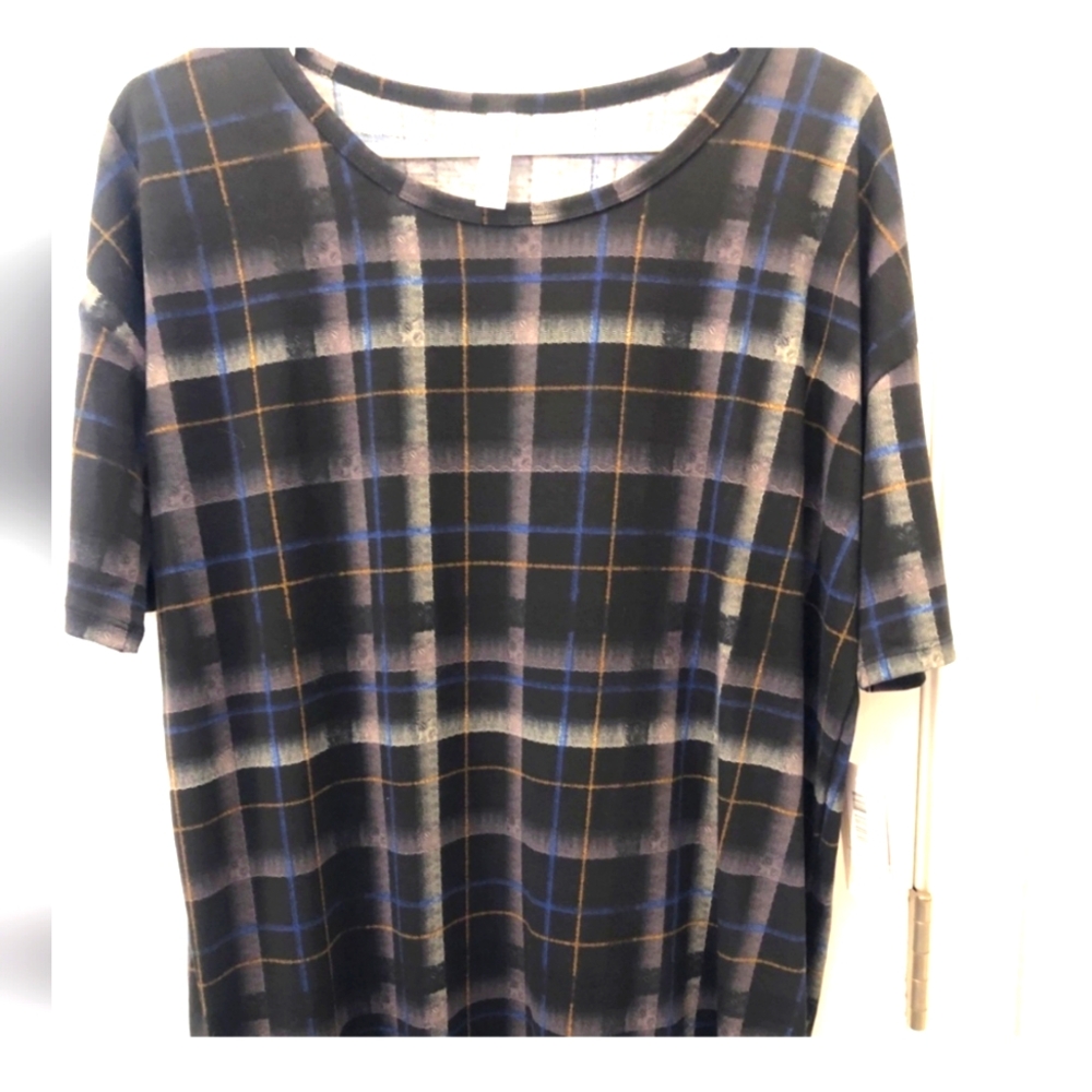 ❤️ 3 For $18 LULAROE Plaid Irma Top Unicorn High-Low Hard To Find